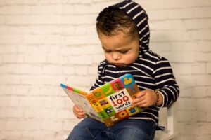 Engaging activities for toddlers in childcare